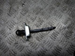 ограничитель открывания двери Hyundai i20 1 поколение 2010, 1.6 л., дизель, МКПП, хетчбэк 5 дв.