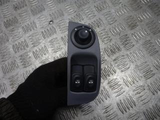 блок управления стеклоподъемниками Renault Megane 1 поколение 1999, 1.6 л., бензин, АКПП, хетчбэк 5 дв., 7700429070