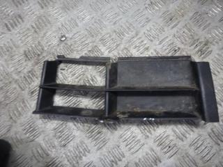 заглушка (решетка) в бампер BMW 5 серия E39 1996, 8235640