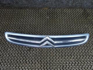 решетка радиатора Citroen Xsara Picasso 1 поколение 2004, 9650059377