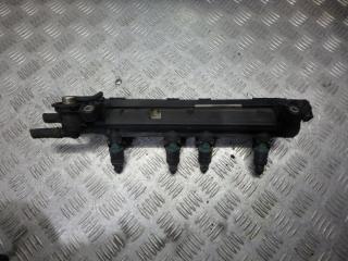 форсунка Volkswagen Golf 3 поколение 1998, 1.6 л., бензин, 037906031AA