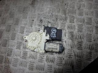 моторчик стеклоподъемника задний левый Volkswagen Golf 3 поколение 2000