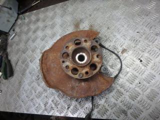 ступица передняя левая Mercedes-Benz Vaneo W414 2004, 1.6 л., бензин