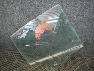 стекло двери задней правой Volkswagen Golf Plus 1 поколение 2009