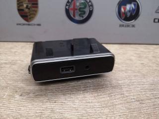 разъем AUX / USB Alfa Romeo 2018, 2.0 л., бензин, правый руль, 156118209