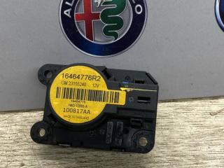 моторчик заслонки печки Chevrolet Equinox 3 поколение 2018, 1.5 л., бензин, АКПП, полный привод, 16464776R2