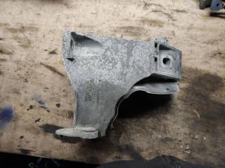 кронштейн двигателя BMW X5 E70 2007, 4.8 л., N62 B48 A, бензин, 6777263