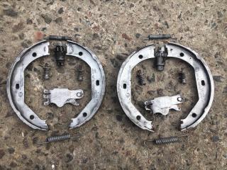 колодки стояночного тормоза BMW 3 серия F30/F31/F34 2013, 2.0 л., N47 D20 C, дизель, АКПП, хетчбэк 5 дв., правый руль, 1161761