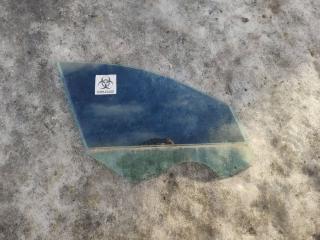 стекло двери передней правой BMW 7 серия F01/F02 2011, 4.4 л., N63 B44 A, бензин, АКПП, черный