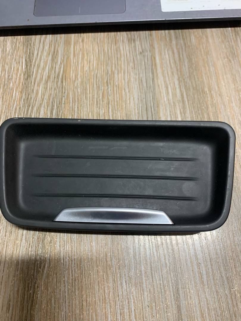 заглушка заднего бампера под крюк BMW 3 серия F30/F31/F34 2012, 3.5 л., бензин, АКПП, седан, задний привод - фото №1