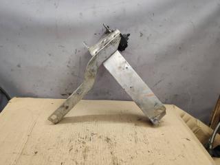 кронштейн передней панели (телевизора) BMW 7 серия F01/F02 2011, 4.4 л., N63 B44 A, бензин, АКПП, черный, 7186513