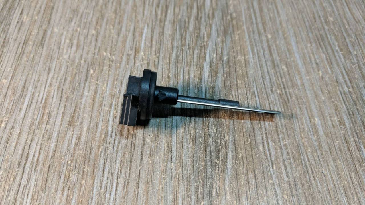 датчик температуры в выпускном коллекторе Mercedes-Benz E-Класс W212/S212/C207/A207 2010, 2.2 л., дизель, АКПП, седан, задний привод, правый руль, A2218300872 - фото №1