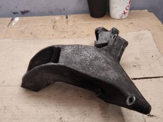кронштейн двигателя BMW 3 серия E46 2002, 2.0 л., дизель, 6753225
