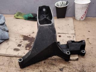 кронштейн двигателя BMW 3 серия E46 2002, 2.0 л., дизель, 6753225