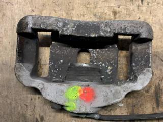 суппорт передний правый BMW 5 серия E60/E61 2007, 4.8 л., N62 B48 A, бензин, АКПП, универсал