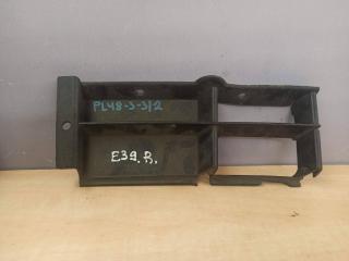 заглушка (решетка) в бампер BMW 5 серия E39 2000, 8235640