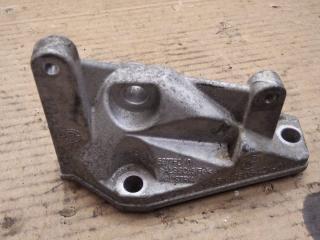 кронштейн ТНВД BMW 2011, 3.0 л., дизель, 7805421