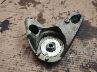 кронштейн (крепление) BMW 7 серия G11/G12 2018, 4.4 л., N63 B44 C, бензин, 7646904