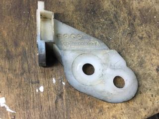 Крепление бампера переднего BMW 3 серия E46 1999, 2.0 л., бензин, АКПП, седан, 8195296