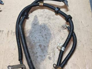 провод с генератора на стартер Mercedes-Benz C-Класс W204/S204/C204 [рестайлинг] 2011, 3.0 л., M 272.947, бензин, АКПП, черный, седан, задний привод, A2075400210