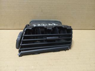 дефлектор обдува салона BMW 5 серия E60/E61 2004, 6910732