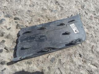 заглушка (решетка) в бампер Mini Cooper 1 поколение 2001, 1.6 л., W10 B16 A, бензин, АКПП, красный, хетчбэк 5 дв.