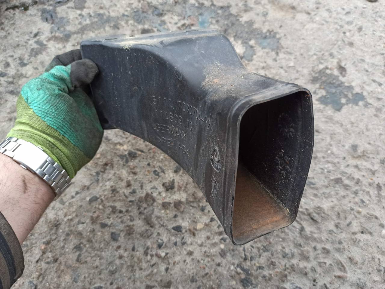 воздуховод (дефлектор) радиатора BMW 5 серия E60/E61 2006, 3.0 л., N52 B30 A, бензин, АКПП, седан, 7033704 - фото №1