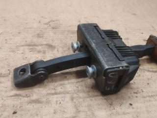 ограничитель открывания двери BMW 5 серия E60/E61 2007, 7033609