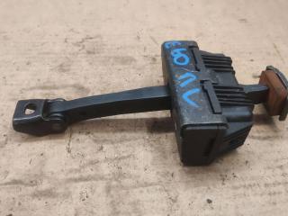 ограничитель открывания двери BMW 5 серия E60/E61 2007, 7176804