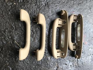 ручка внутренняя потолочная Mercedes-Benz M-Класс W164 [рестайлинг] 2010, 3.5 л., M 272.967, бензин, АКПП, внедорожник 5 дв., A1648100754-A1648100654