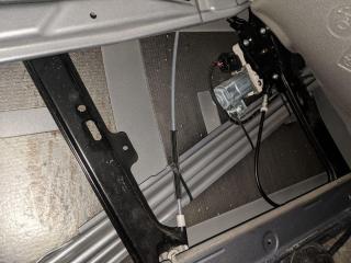 стеклоподъемник передний левый BMW 5 серия E60/E61 2004, 2.5 л., M54 B25 (256S5), бензин, МКПП, синий, универсал