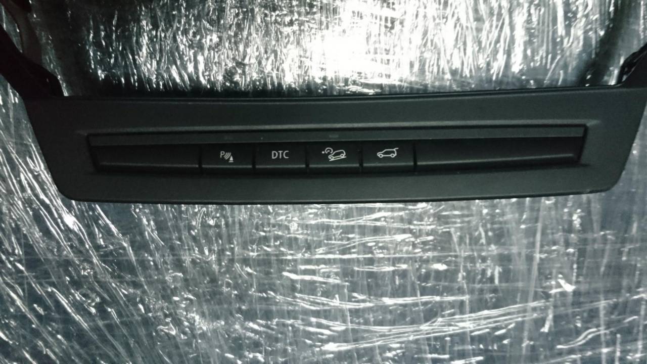 кнопка (выключатель) BMW X5 E70 2007, 3.0 л., M57 D30 (306D3), дизель, АКПП, внедорожник 5 дв., 61316972780 - фото №1