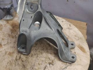 кронштейн двигателя BMW X5 E70 2008, 3.0 л., N52 B30, бензин, 6777258