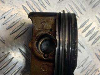 поршень Mercedes-Benz E-Класс W212/S212/C207/A207 2012, 1.8 л., M 271.820, бензин