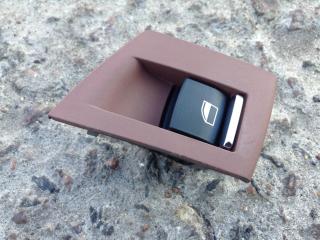 кнопка стеклоподъемника BMW 2013, 3.0 л., N57 D30 C, дизель, АКПП, универсал, 9183544