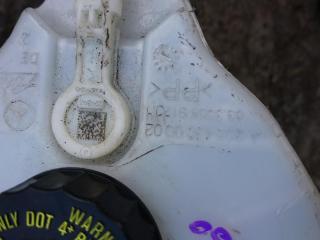 бачок тормозной жидкости Mercedes-Benz E-Класс W213/S213/C238/A238 2016, 2.0 л., OM 654.920, дизель, АКПП, белый, седан, правый руль, A2054300002
