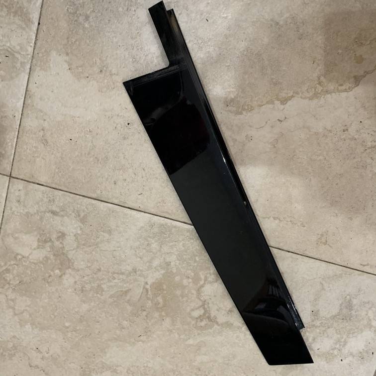 наружная декоративная накладка двери задней правой Mercedes-Benz M-Класс W166 2015, 3.0 л., OM 642.826, дизель, АКПП, cthsq, внедорожник 5 дв., A1666900487 - фото №1