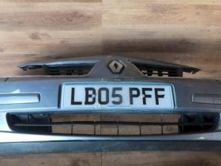 бампер передний Renault Laguna 2 поколение [рестайлинг] (2005 - 2007), голубой, 7701476242