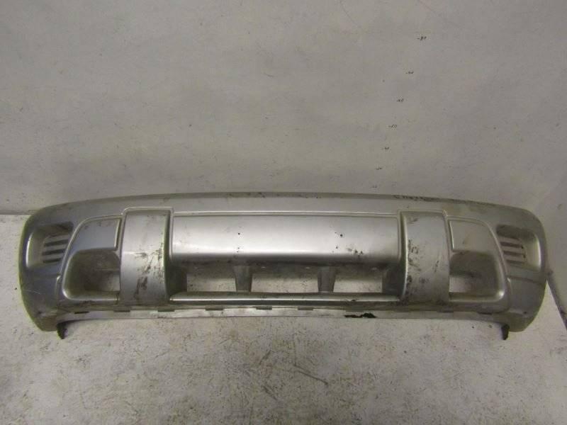 бампер передний Chevrolet TrailBlazer 1 поколение (2001 - 2009), серебро, 88937008 - фото №1