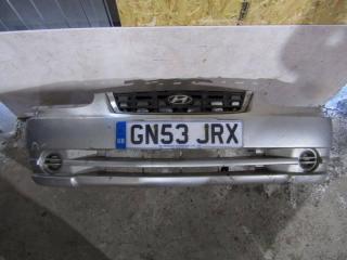 бампер передний Hyundai Accent 2 поколение [рестайлинг] (2002 - 2005), серебристый, хетчбэк 5 дв., 8651125620