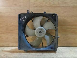 вентилятор радиатора Honda Jazz 1 поколение 2005, 1.3 л., L13A1, бензин, 19015PWAJ51