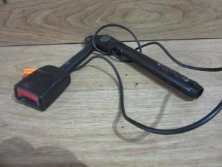 замок ремня безопасности Ford Focus 1 поколение 2001