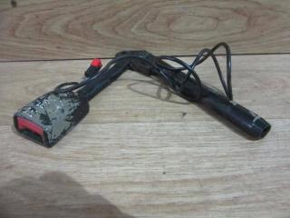 замок ремня безопасности Ford Focus 1 поколение 2001, 98ABA61208BF