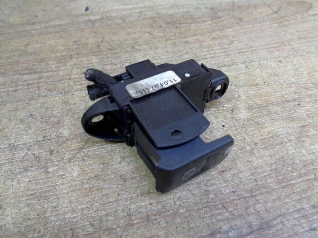 кнопка ручного тормоза (ручника) Audi A6 4F/C6 2005, 4F2927225 - фото №1