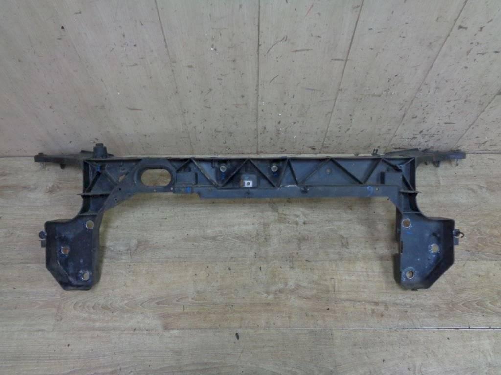 передняя панель крепления облицовки (телевизор) Renault Clio 3 поколение 2007, 8200290143 - фото №1