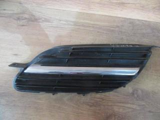 решетка радиатора Nissan Almera Tino V10 2003