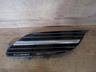 решетка радиатора Nissan Almera Tino V10 2002