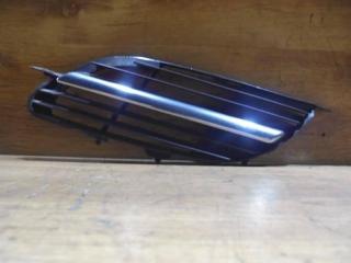 решетка радиатора Nissan Almera Tino V10 2003