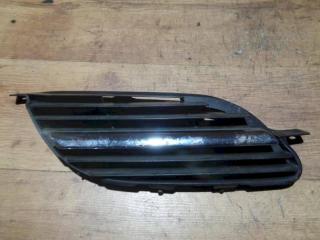 решетка радиатора Nissan Almera Tino V10 2003