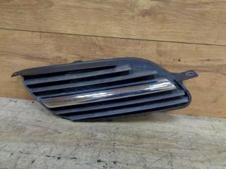 решетка радиатора Nissan Almera Tino V10 2002